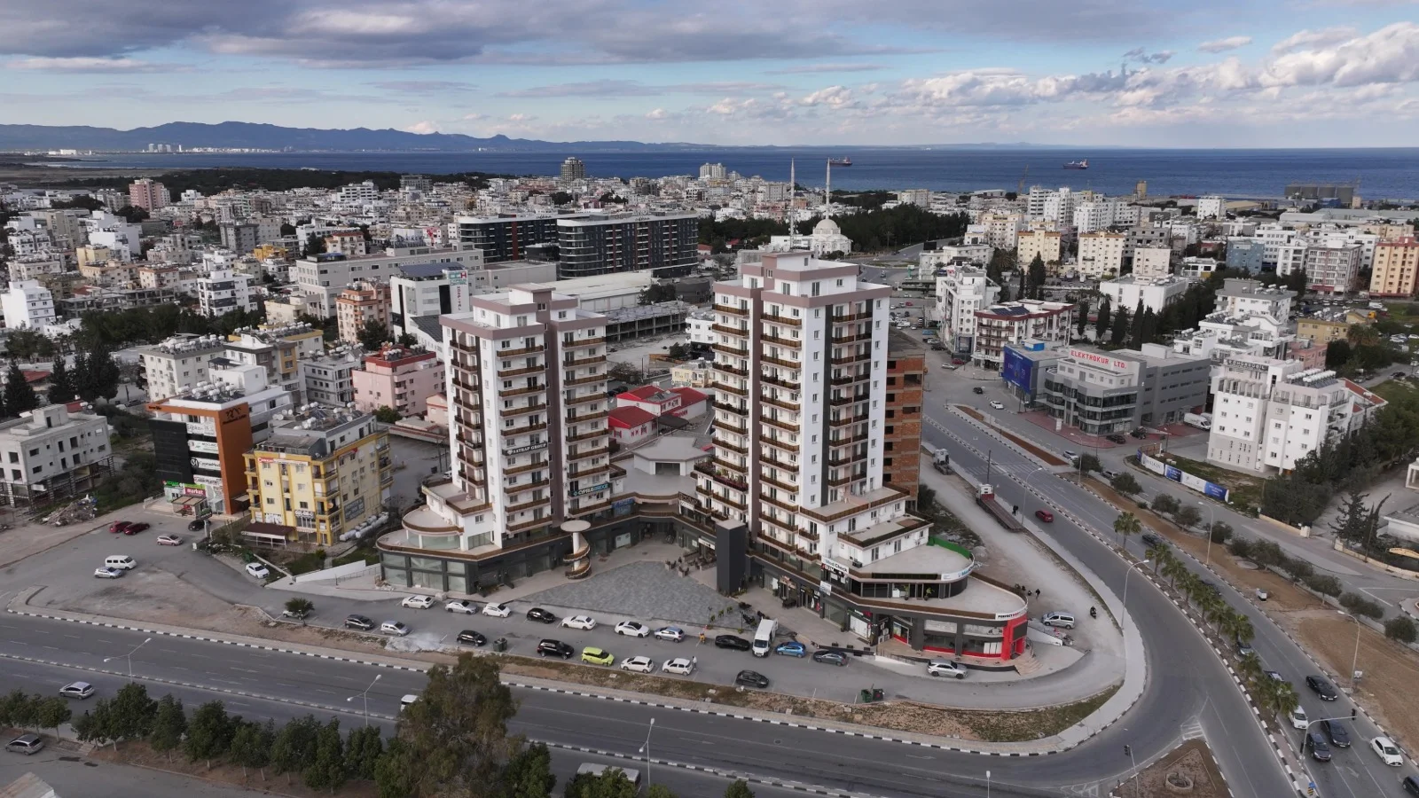 MAĞUSA MERKEZ'DE TAŞINMAYA HAZIR 2+1 SATILIK DAİRE — Gazimağusa